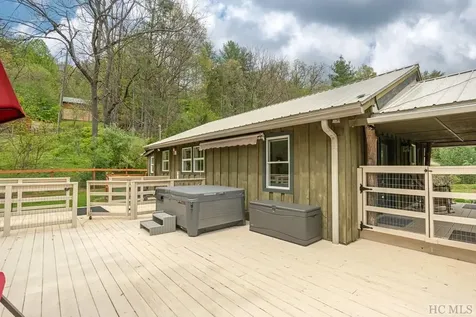 59 Smoky Ridge Cullowhee NC 28723