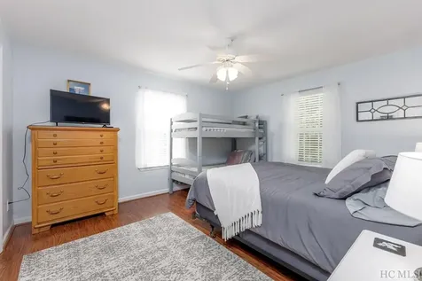 115 Juniper Court Sapphire NC 28774