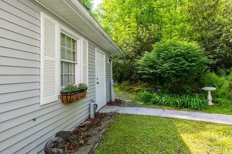 115 Juniper Court Sapphire NC 28774