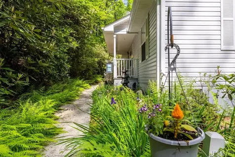 115 Juniper Court Sapphire NC 28774