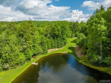 33 Compass Rose Way Cashiers NC 28736