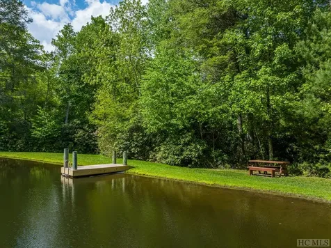 33 Compass Rose Way Cashiers NC 28736