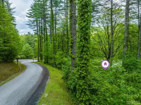 33 Compass Rose Way Cashiers NC 28736