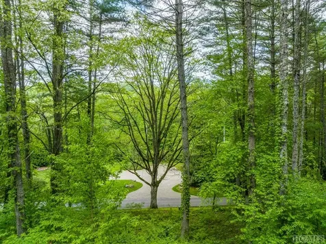 33 Compass Rose Way Cashiers NC 28736