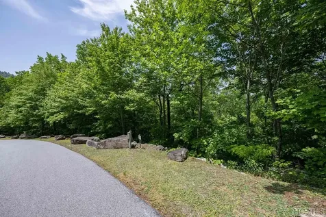 Lot 1 Parsons View Cashiers NC 28717