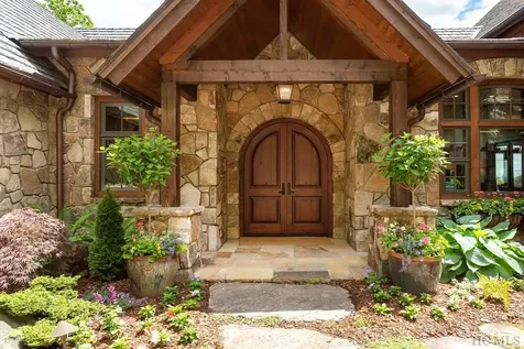 1914 Toxaway Drive Lake Toxaway NC 28747