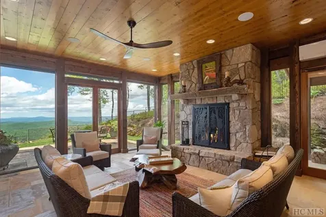 1914 Toxaway Drive Lake Toxaway NC 28747