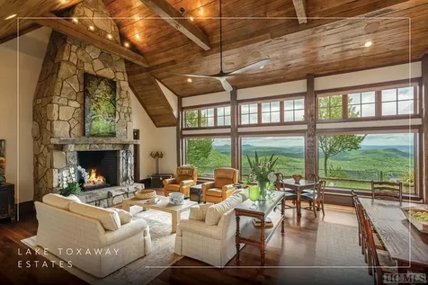 1914 Toxaway Drive Lake Toxaway NC 28747