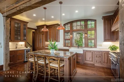 1914 Toxaway Drive Lake Toxaway NC 28747
