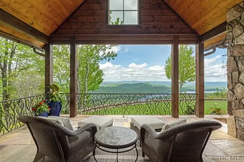 1914 Toxaway Drive Lake Toxaway NC 28747