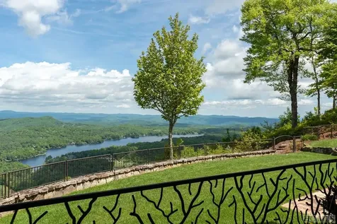1914 Toxaway Drive Lake Toxaway NC 28747