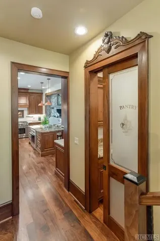 1914 Toxaway Drive Lake Toxaway NC 28747