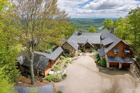 1914 Toxaway Drive Lake Toxaway NC 28747