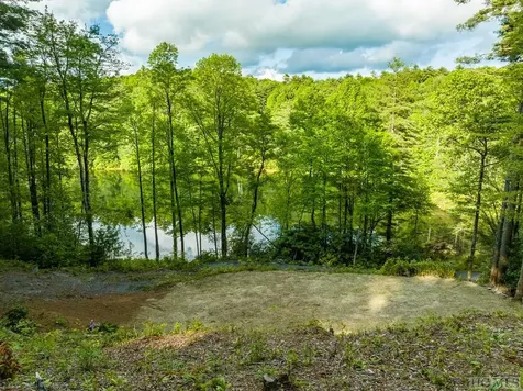 16 Fountainhead Drive Cashiers NC 28717