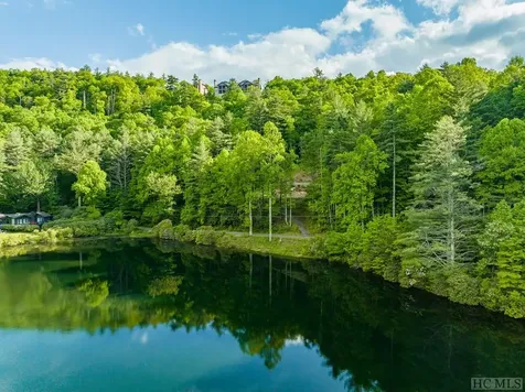 16 Fountainhead Drive Cashiers NC 28717