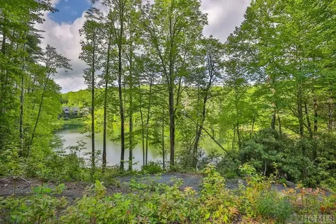 16 Fountainhead Drive Cashiers NC 28717