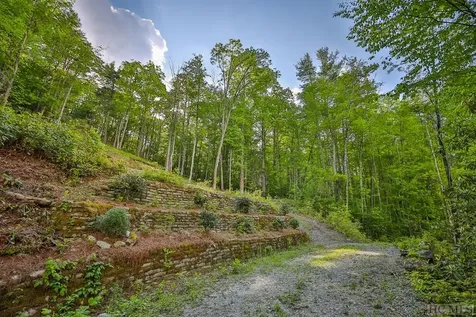 16 Fountainhead Drive Cashiers NC 28717