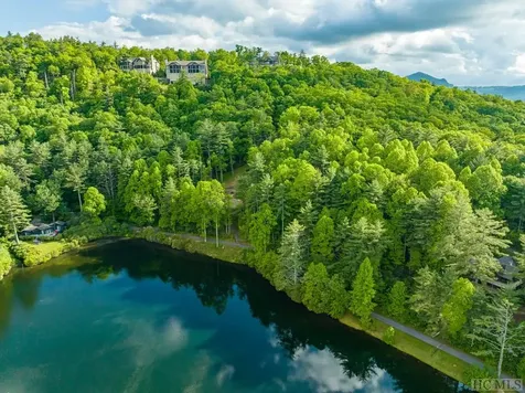 16 Fountainhead Drive Cashiers NC 28717