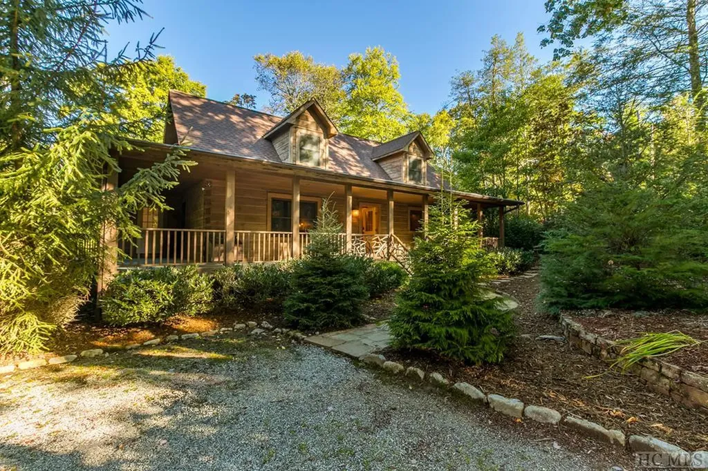 42 Pine Forest Court Sapphire NC 28774