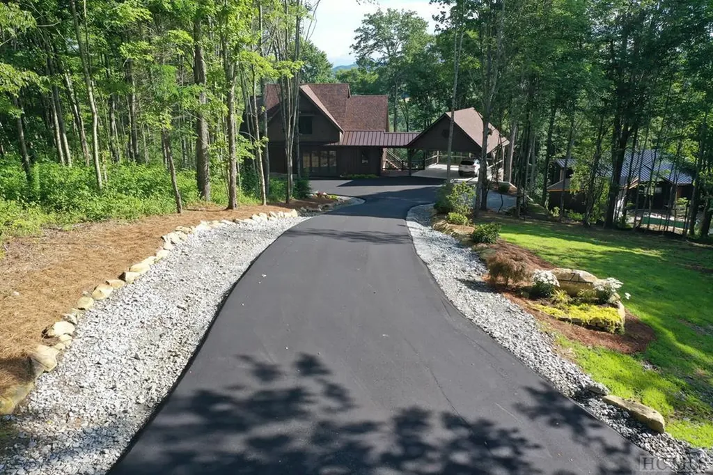 71 Springhead Trail Cullowhee NC 28723