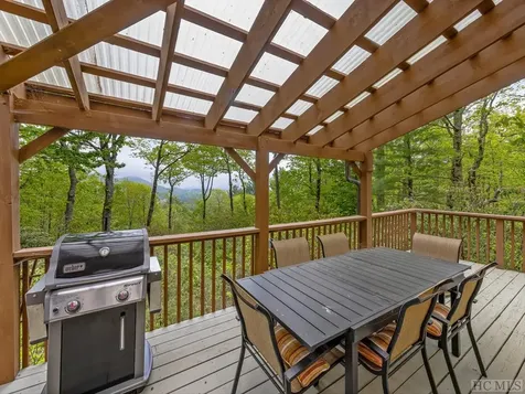 678 Hawk Mountain Road Lake Toxaway NC 28747
