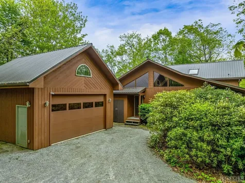 678 Hawk Mountain Road Lake Toxaway NC 28747