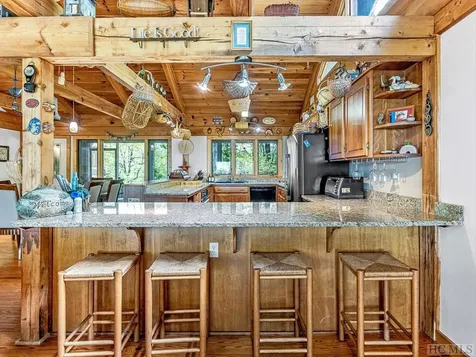 678 Hawk Mountain Road Lake Toxaway NC 28747