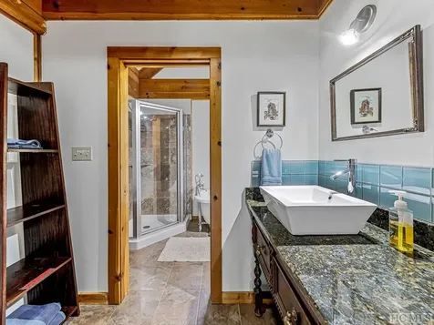 678 Hawk Mountain Road Lake Toxaway NC 28747