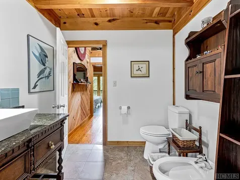678 Hawk Mountain Road Lake Toxaway NC 28747