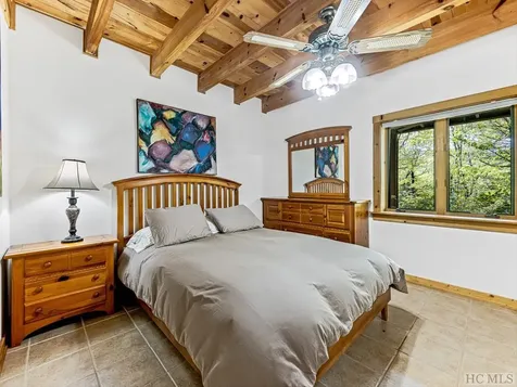 678 Hawk Mountain Road Lake Toxaway NC 28747