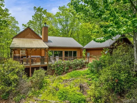 678 Hawk Mountain Road Lake Toxaway NC 28747
