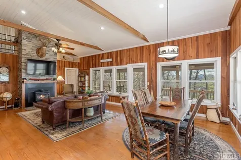 827 North Ridge Road Glenville NC 28736