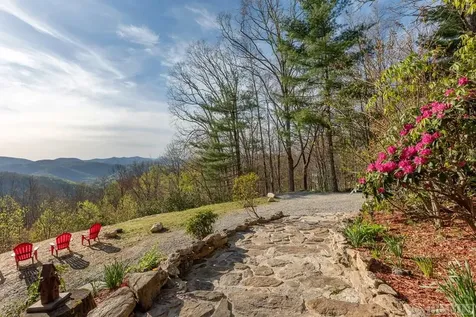 827 North Ridge Road Glenville NC 28736