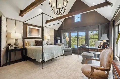 110 Lake Court Highlands NC 28741