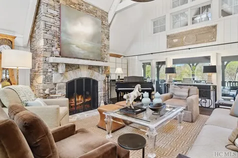 110 Lake Court Highlands NC 28741