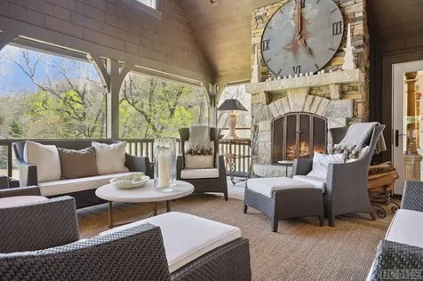110 Lake Court Highlands NC 28741