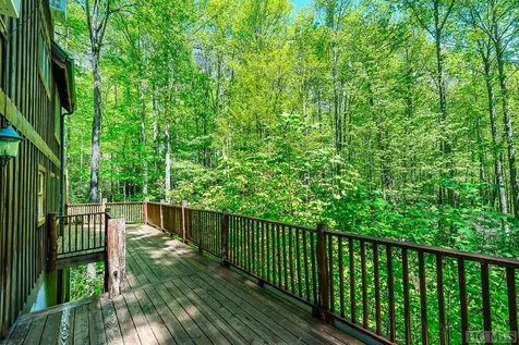 360 Upward Trail Cashiers NC 28717