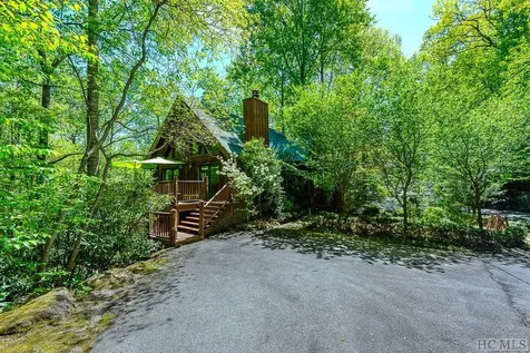 360 Upward Trail Cashiers NC 28717