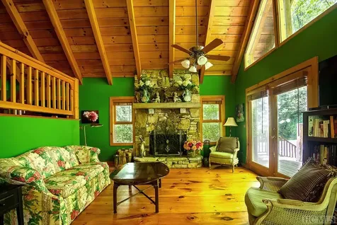 360 Upward Trail Cashiers NC 28717