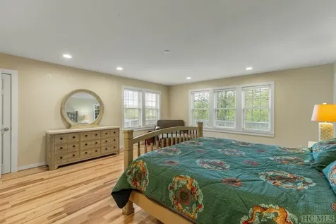 1033 Flat Creek Drive Glenville NC 28736