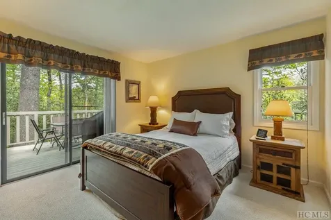43 Kiwi Lane Sapphire NC 28774