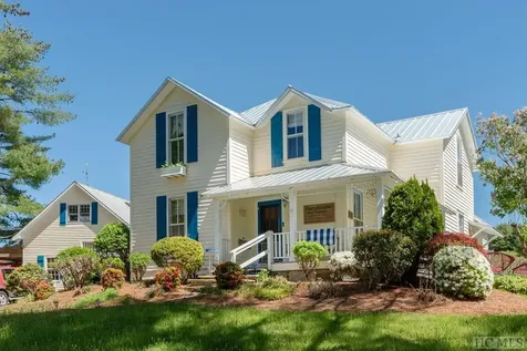 137 Olympus Road Glenville NC 27836