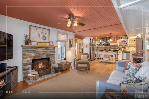 137 Olympus Road Glenville NC 27836