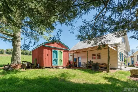 137 Olympus Road Glenville NC 27836