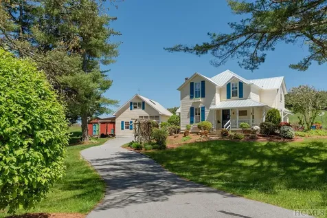 137 Olympus Road Glenville NC 27836