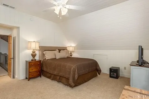 125 Audubon Trail Cashiers NC 28717