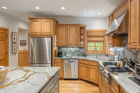 125 Audubon Trail Cashiers NC 28717