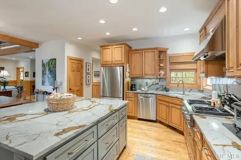 125 Audubon Trail Cashiers NC 28717