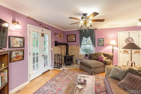 1263 Bee Tree Road Glenville NC 28736