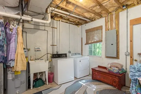 1263 Bee Tree Road Glenville NC 28736